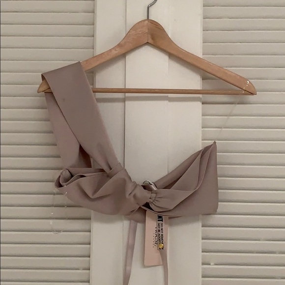 ⭐️SOLD House of CB London lilah bandage crop top - Picture 4 of 7